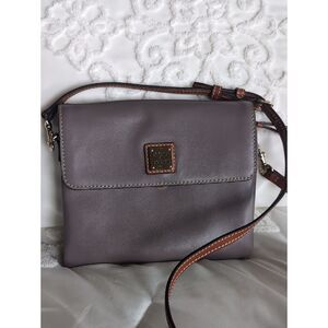 Dooney & Bourke Taupe Hunter Crossbody / Clutch Travel- On The Go  Bag NWOT